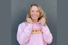 RAWBITE Mette with pink hoodie